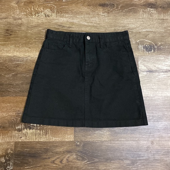 GREAT Black Jean Skirt - Picture 1 of 6